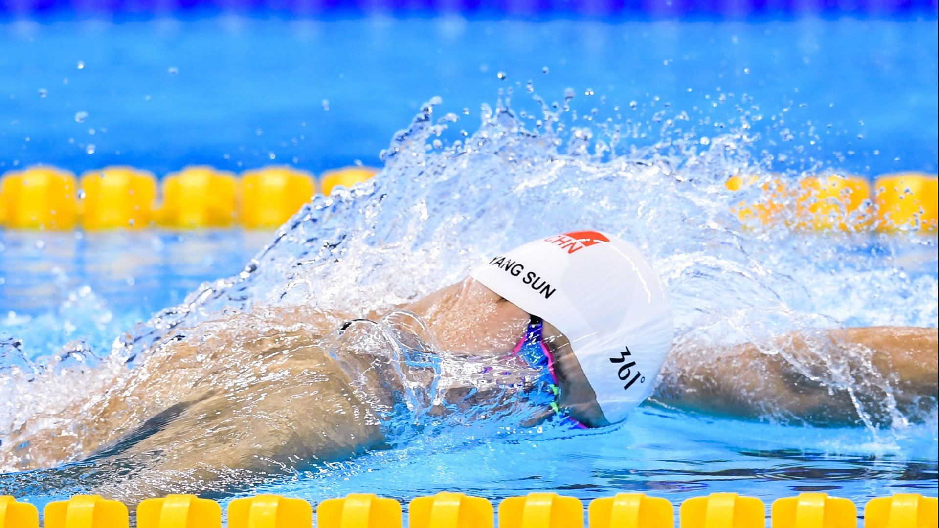 世界杯预选赛中国队惨败 球迷讨论防守漏洞,世界杯预选赛中国队赢了吗